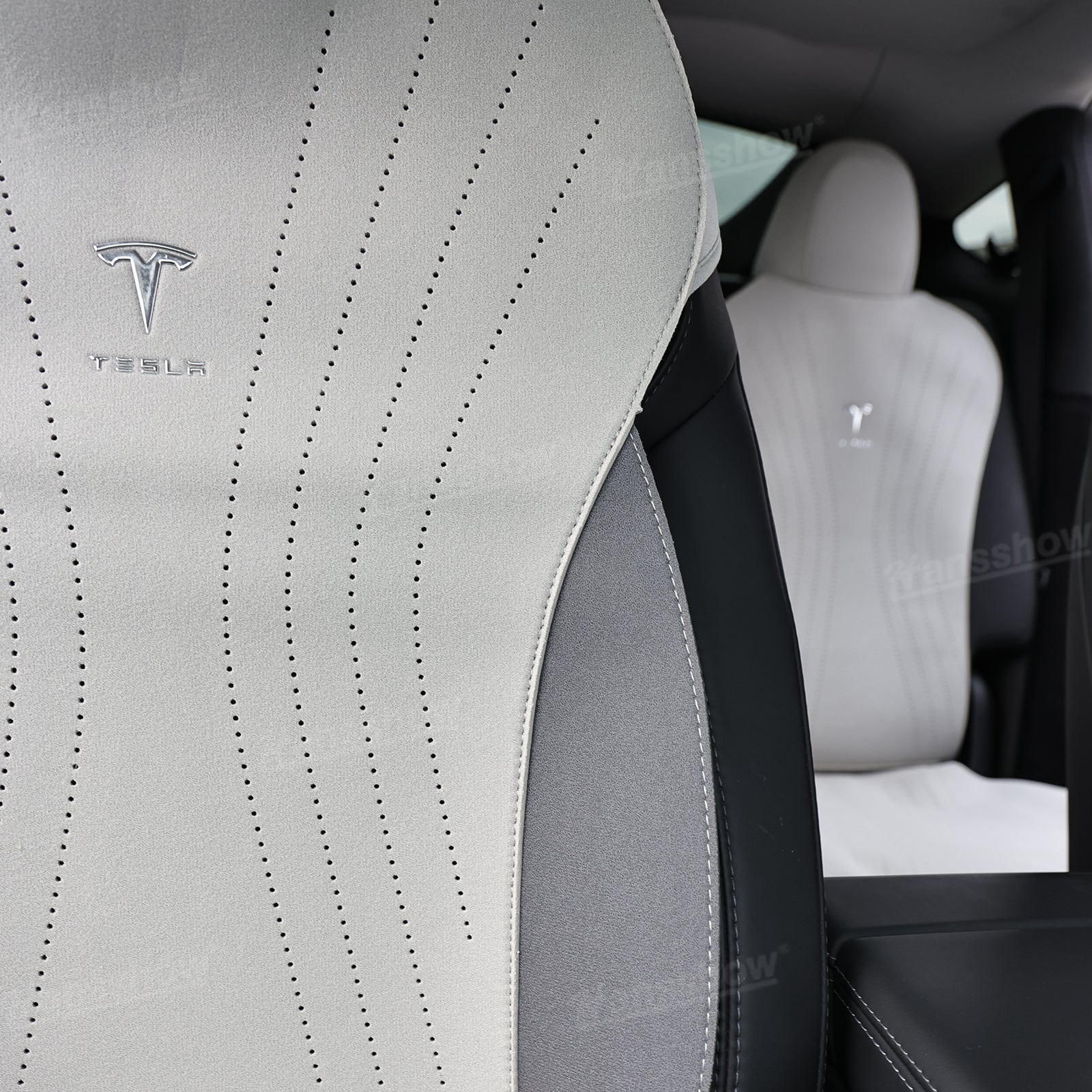 Alcantara Seat Cushion for Tesla Model Y & Model 3 comfort test