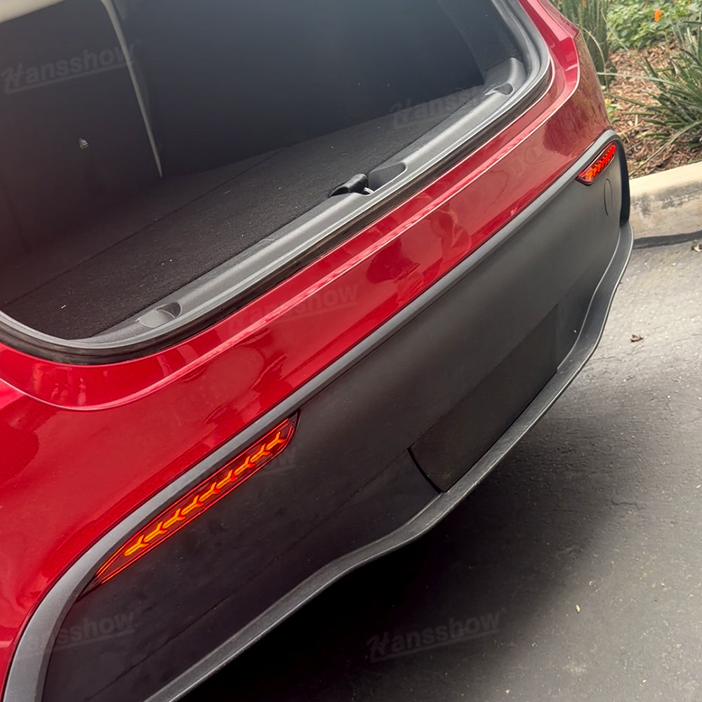 Model Y Rear Bumper Tail Light