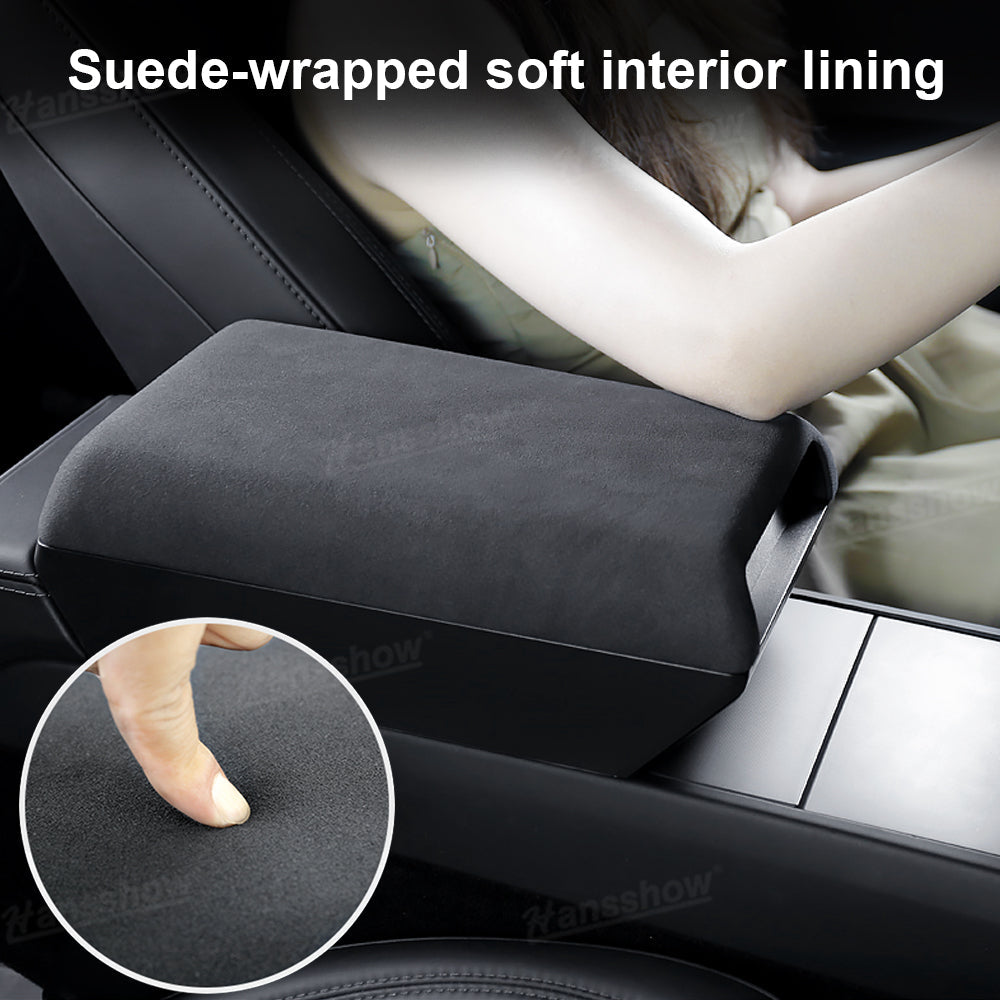 Model Y Juniper Armrest Pad carbon fiber texture detail