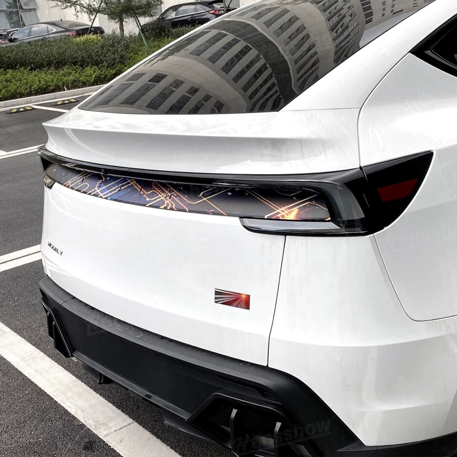 Model Y Juniper Liftgate Panel Wrap Vinyl Wrap Tailgate Applique - texture detail