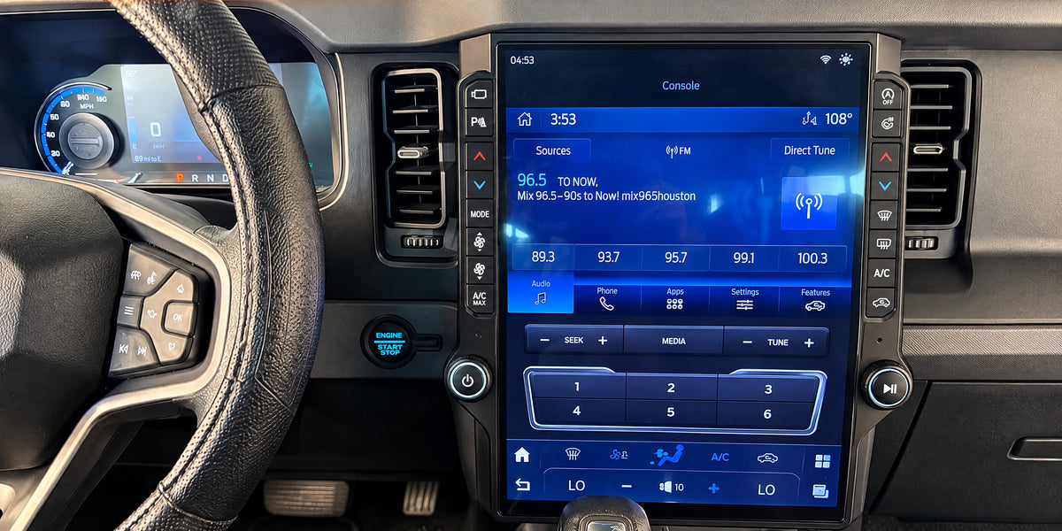 15.6-inch SquareWheels screen installed in a Ford Bronco dash