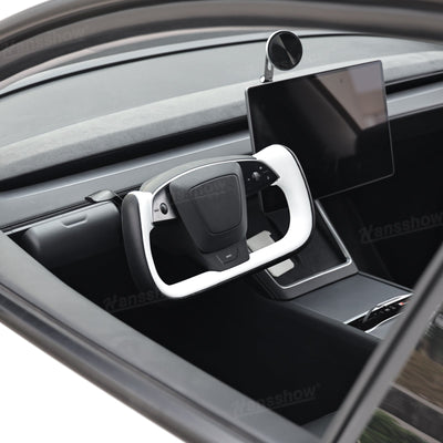 Model Y Juniper/3 Highland Nappa Leather Yoke Steering Wheel 2.0 close-up