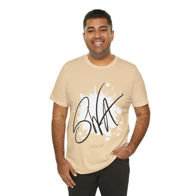 SWA Signature Splash Tee in ash color on table