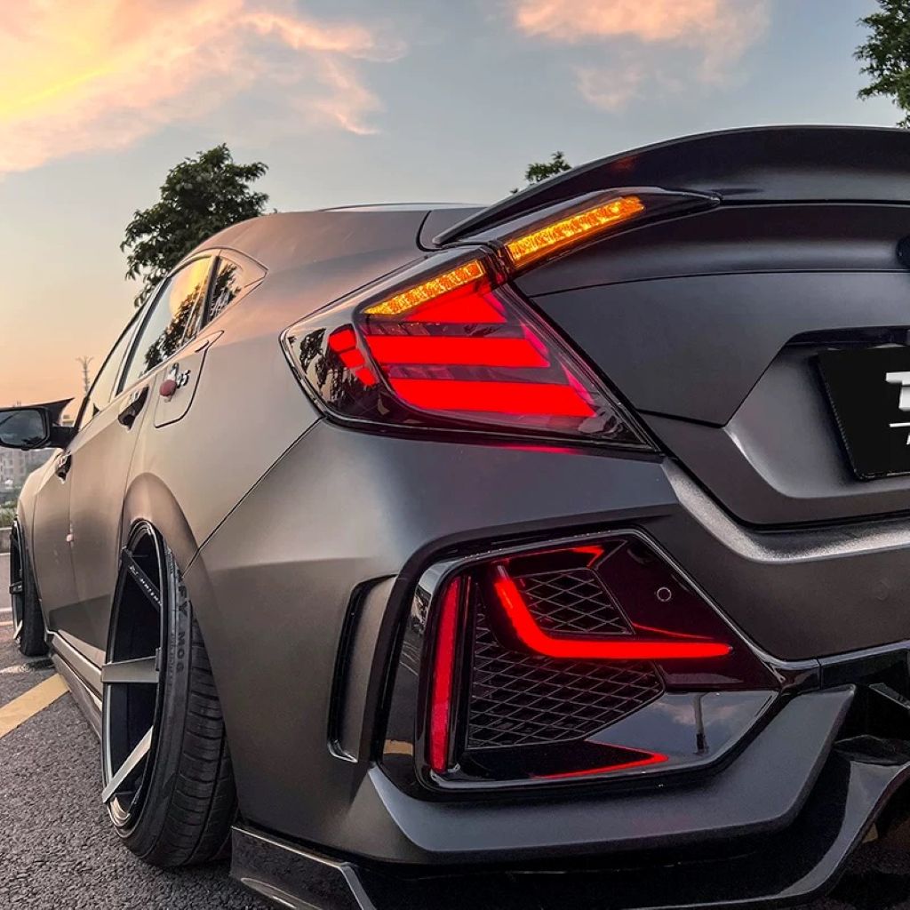 Honda Civic Space 16-18 Tail Lights