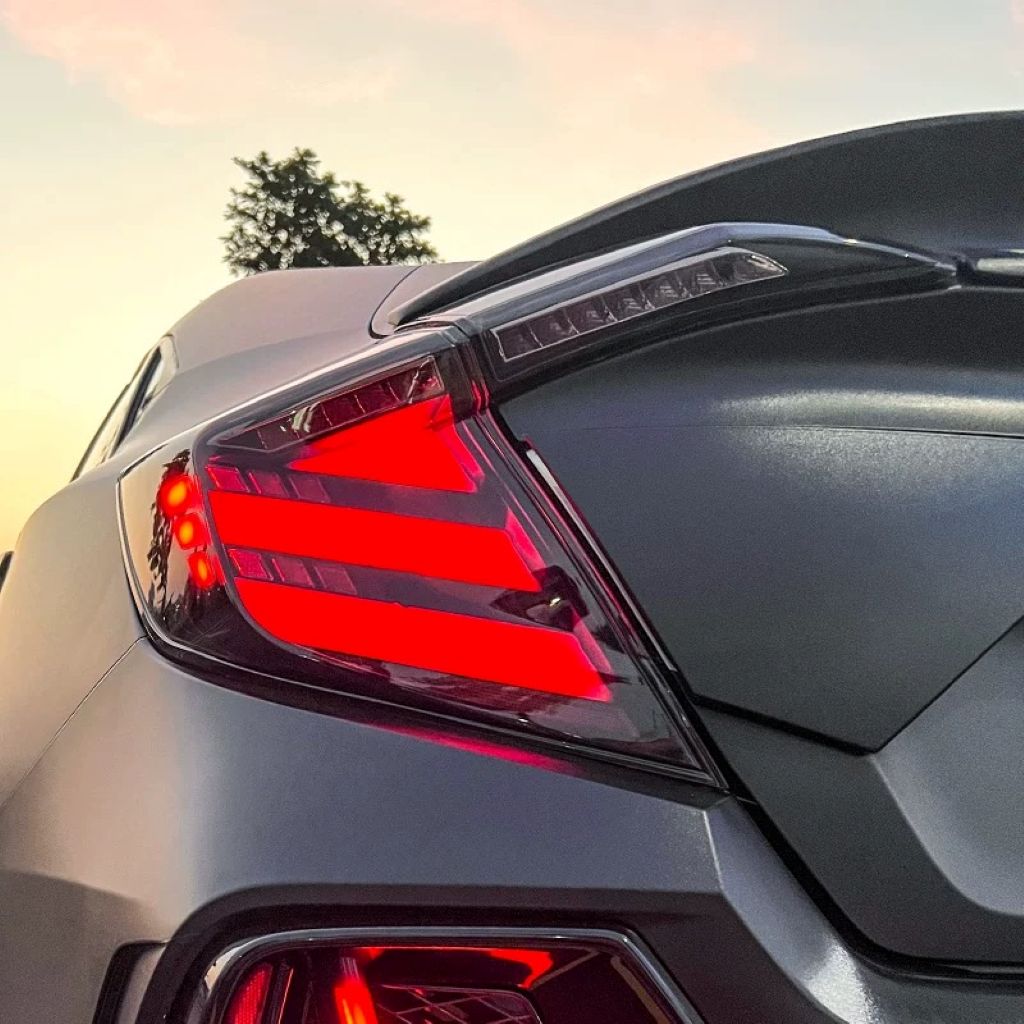Honda Civic Space 16-18 Tail Lights