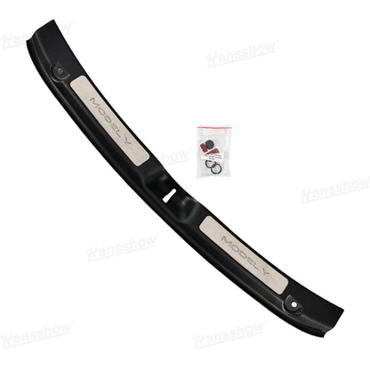 Model Y Juniper Door Sill with vehicle background