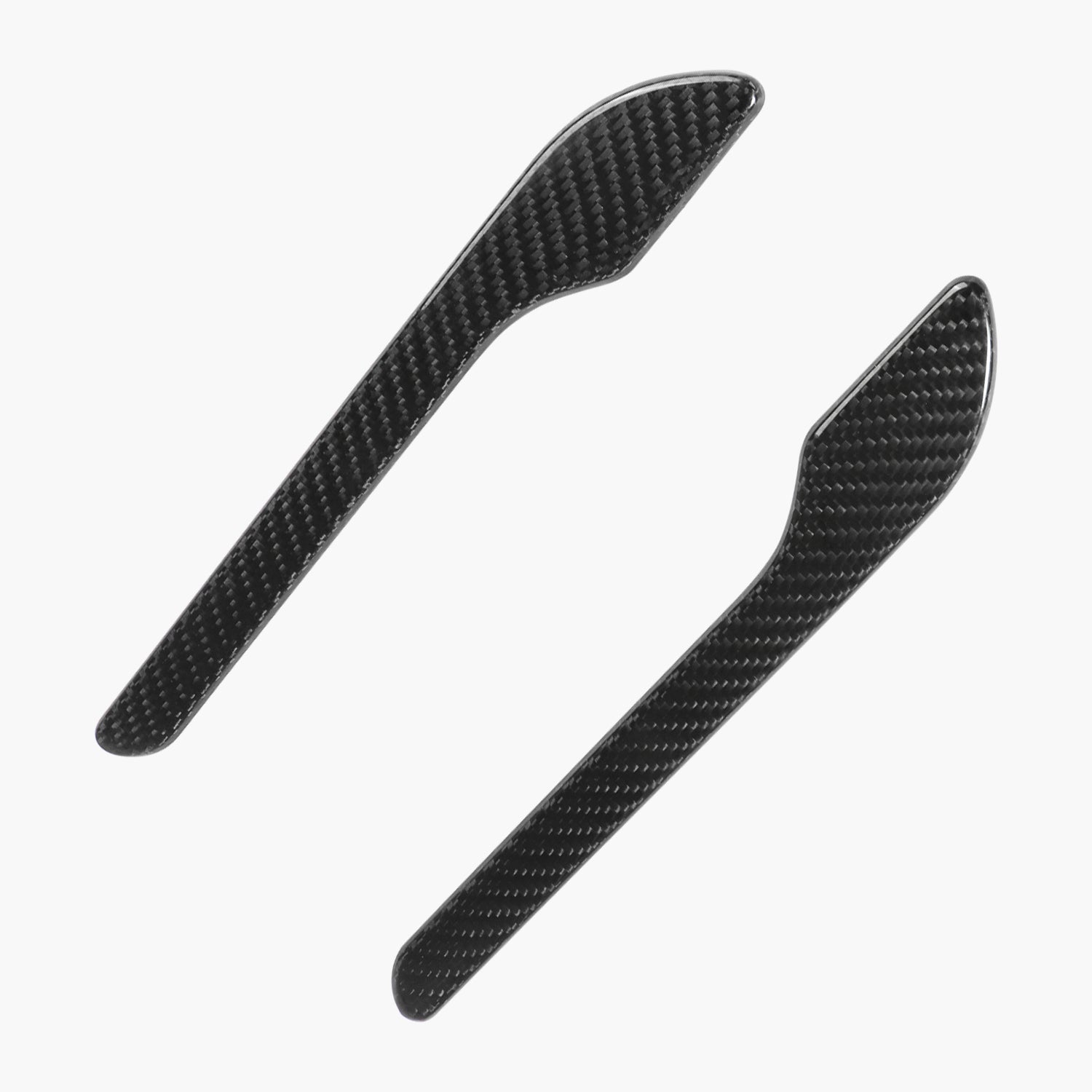 Close-up of Model Y Juniper Door Handle Cover in carbon fiber