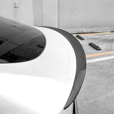 Model Y Juniper Real Carbon Fiber Kit packaging view