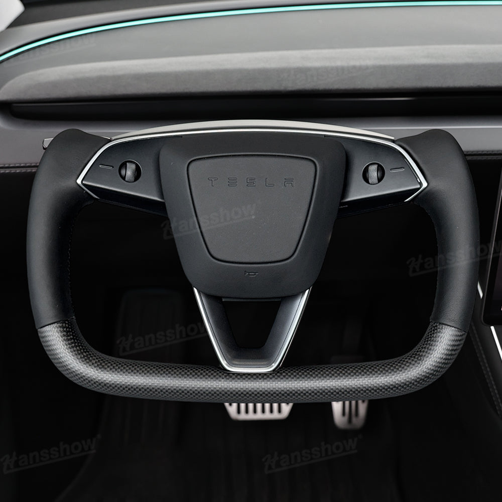 Model Y Juniper Yoke Steering Wheel front view with black Nappa leather