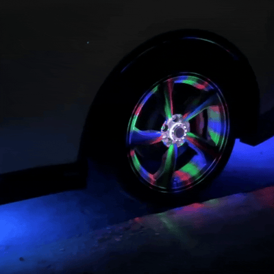 Model Y Juniper Wheel Hub Lights dynamic chasing patterns