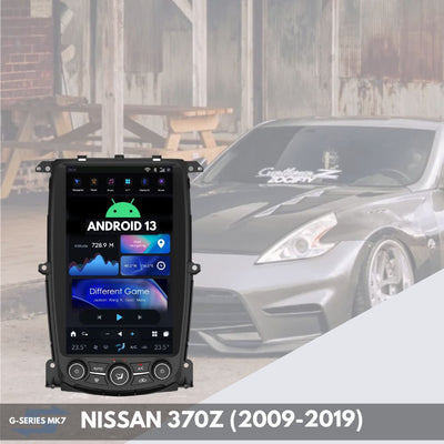 G-Series head unit displaying CarPlay on Nissan 370Z
