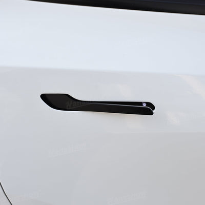 Model Y Juniper Electric Door Handle showing functionality