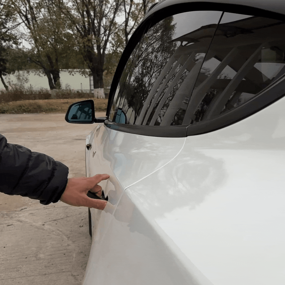 Model Y Juniper Smart Soft-Close Doors packaging