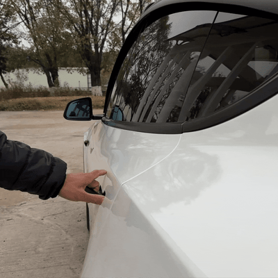 Model Y Juniper Smart Soft-Close Doors packaging