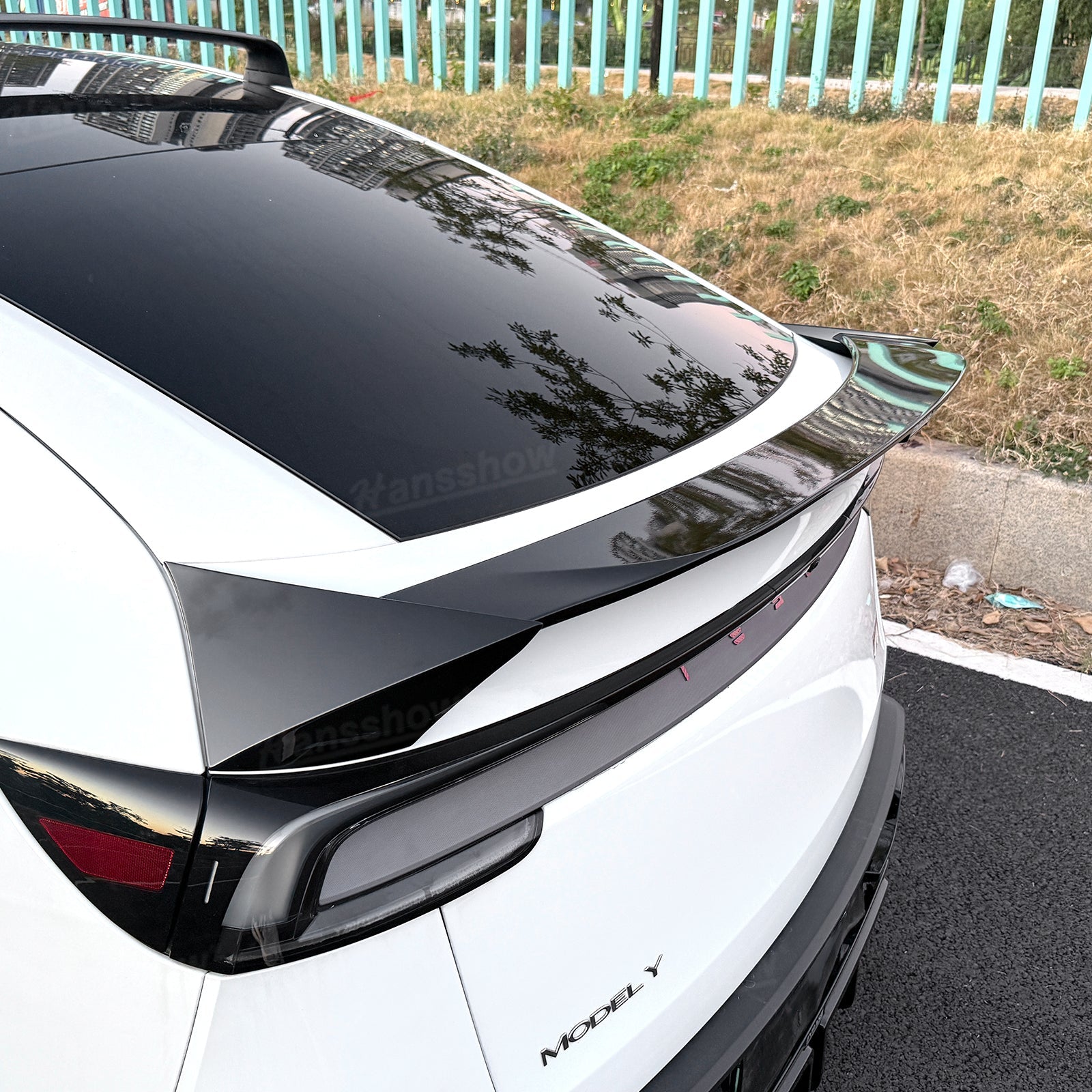 Model Y Juniper ABS Body Kit Performance Style Front Lip & Side Skirts - rear angle