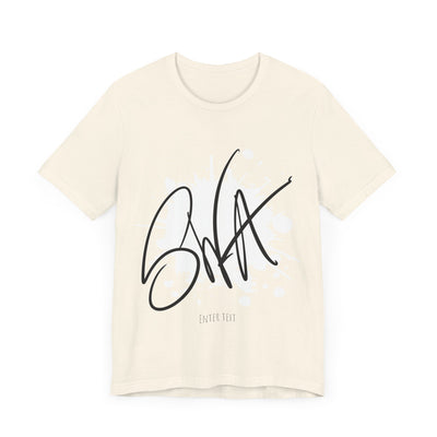 SWA Signature Splash Tee in ash color on display