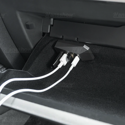 Glove Box USB Hub Model 3 Highland/Model Y Juniper USB ports detail