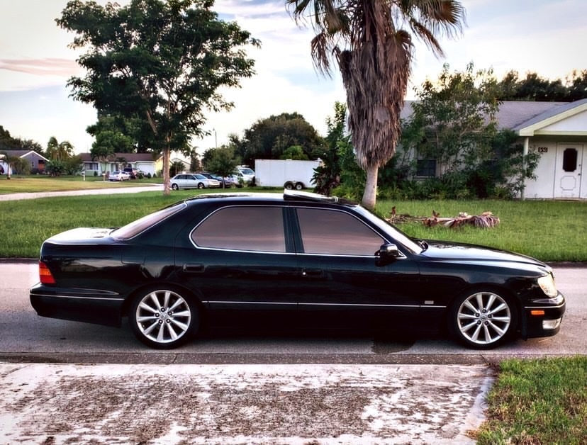 Reflective Window Tint — Rhyolite Bronze